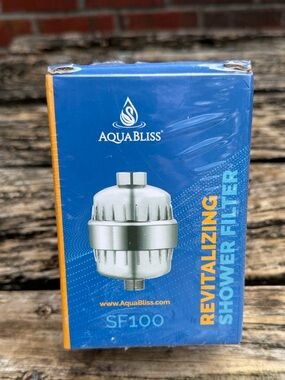 NIB AquaBliss High Water Output Revitalizing Shower Filter SF100 Improves Water